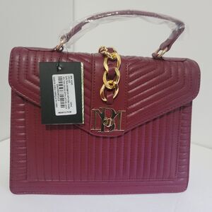 Badgley Mischka Quilted Crossbody Wine Strap Letter Lock BM-4180